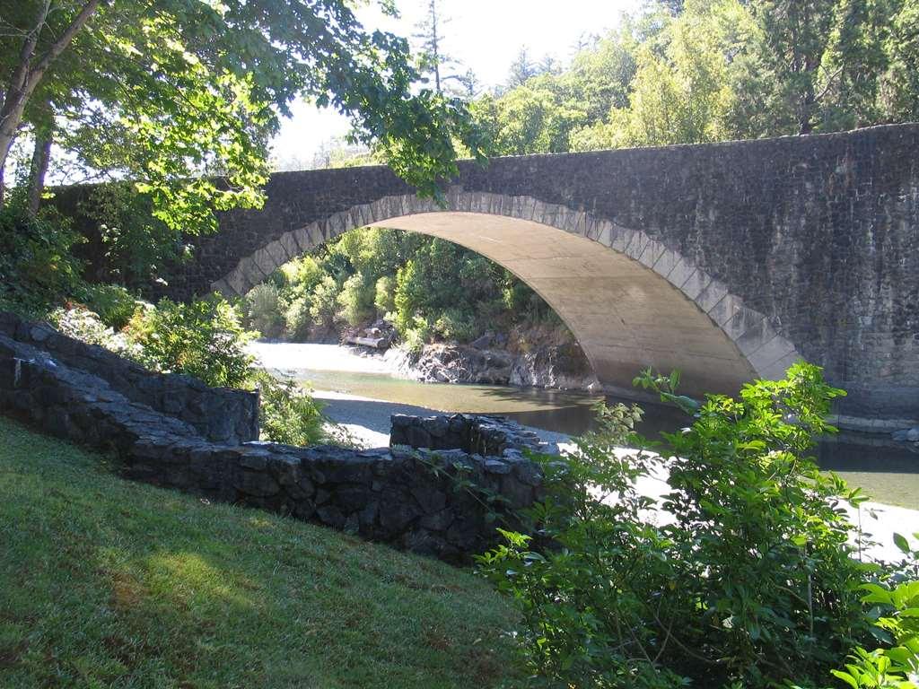 Benbow Historic Inn غاربرفيل وسائل الراحة الصورة